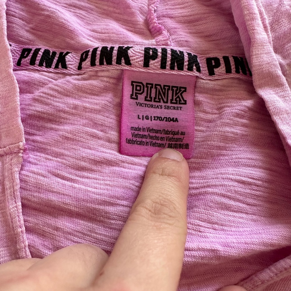 pink pullover - Picture 2 of 2